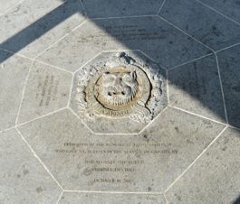 Memorial stone