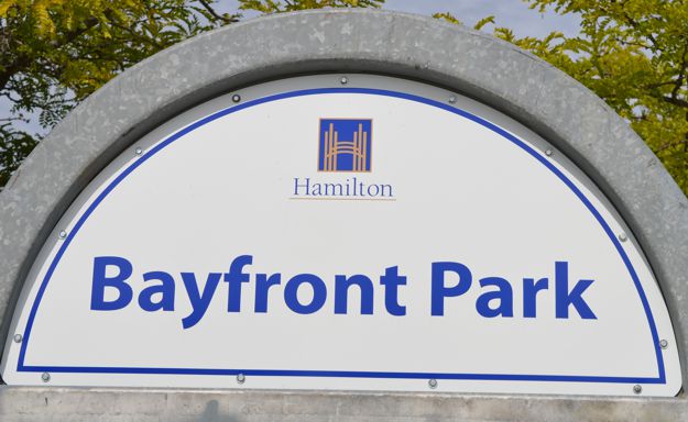 Bayfront Park sign