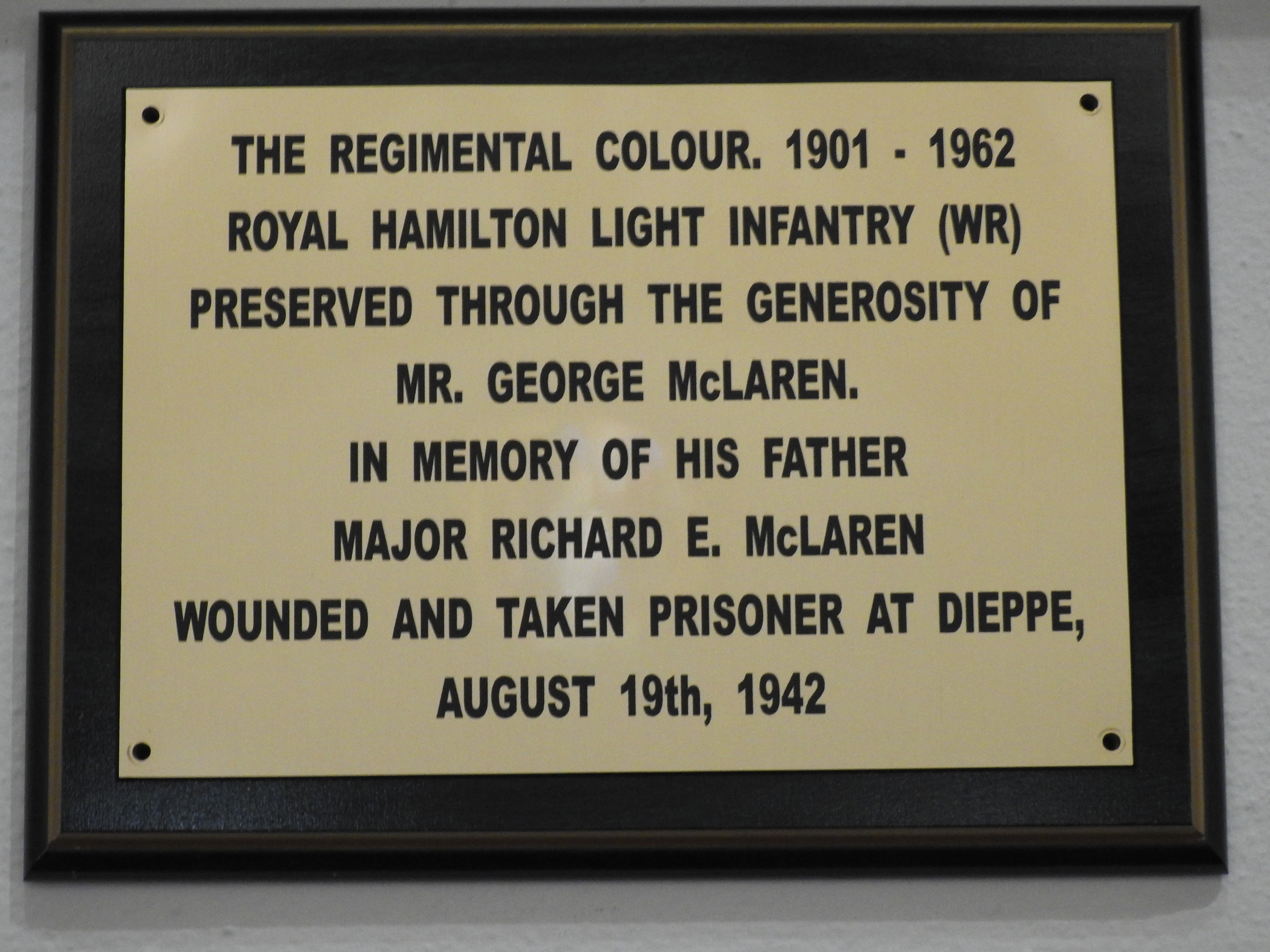 Descriptive plaque 