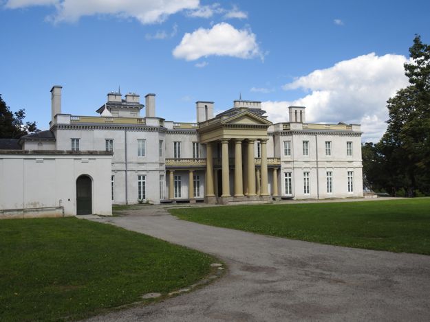 Dundurn Castle