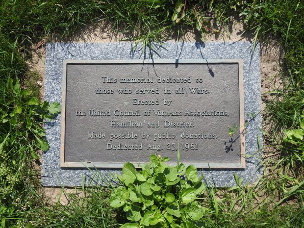 Memorial plaque