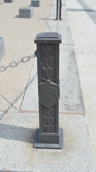 Detail of enclosure around Cenotaph
