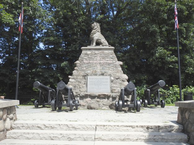 Saltfleet Cenotaph