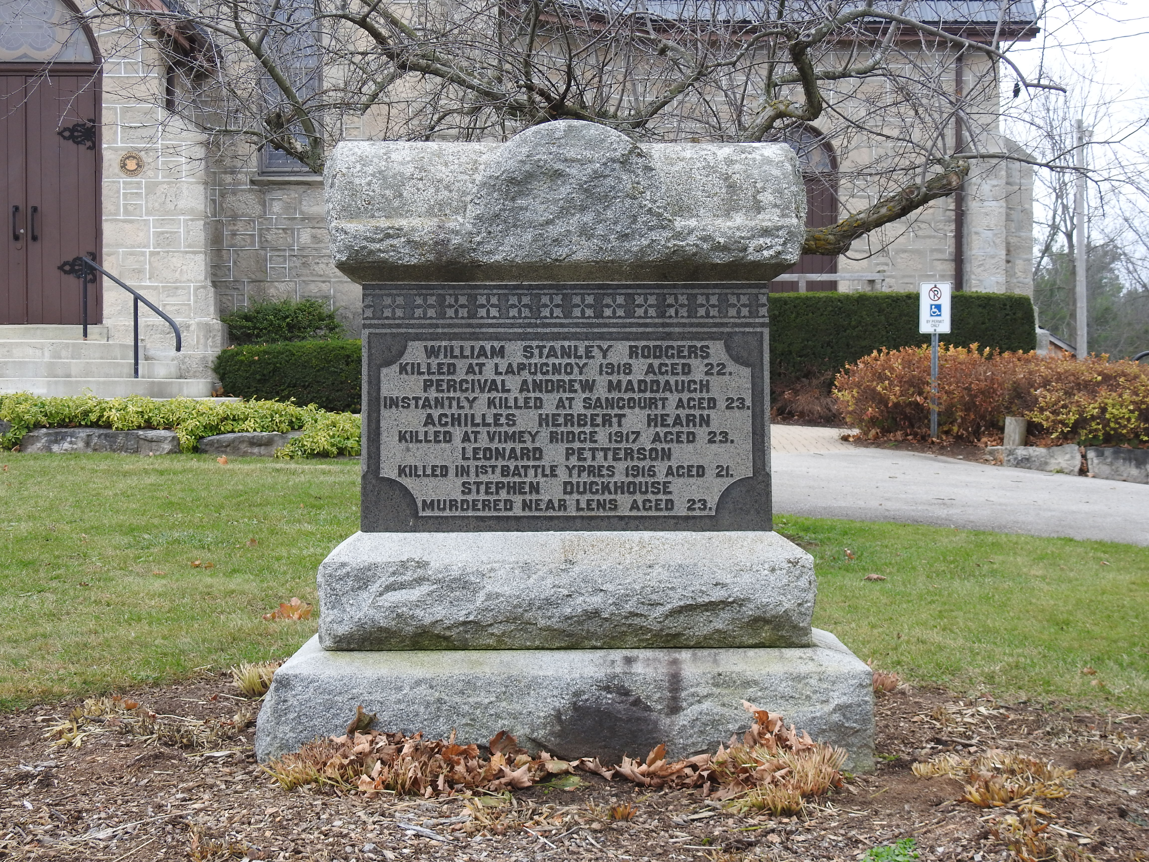 Strabane Monument 