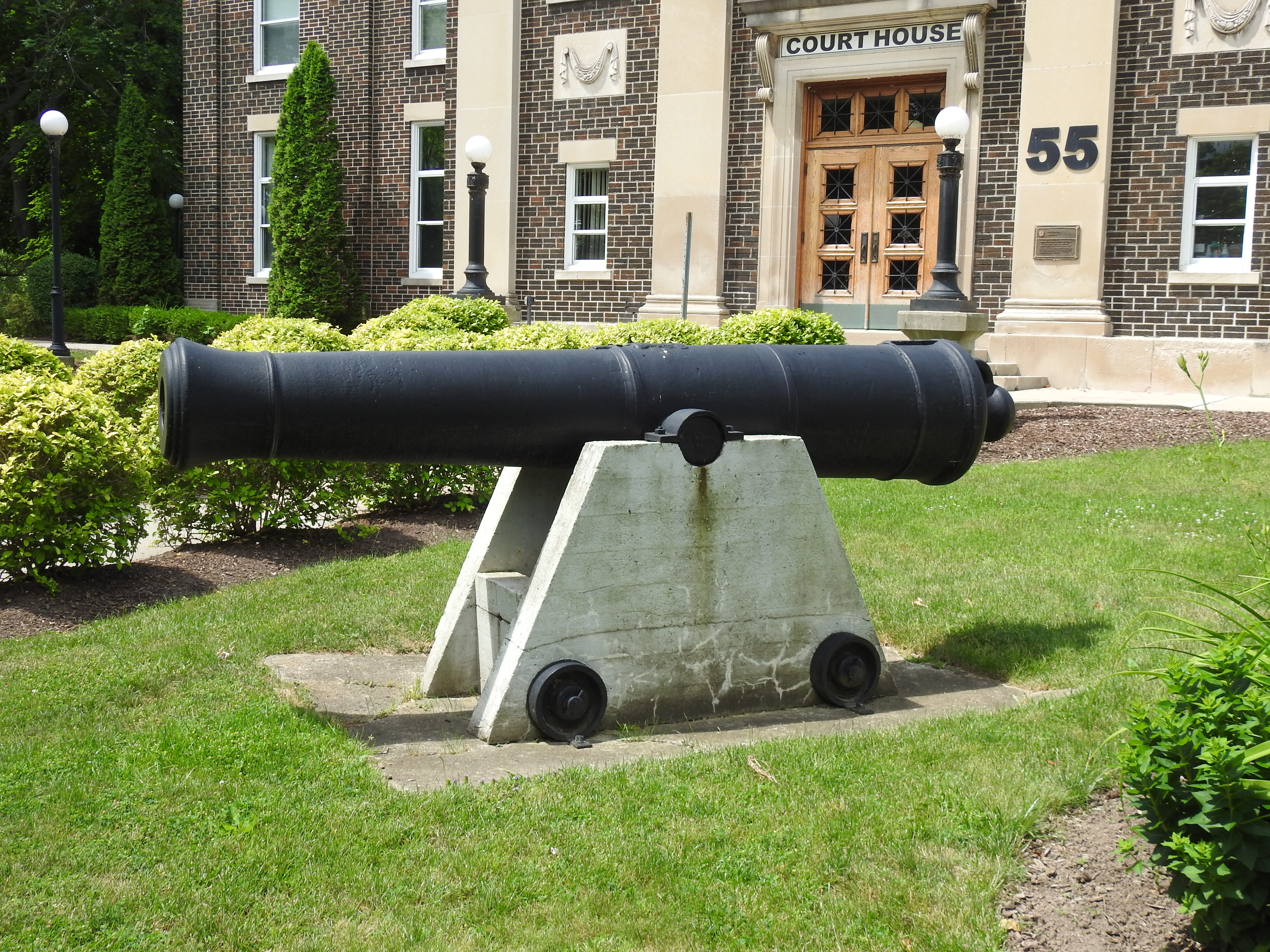 Memorial Cannon, Cayuga, ON