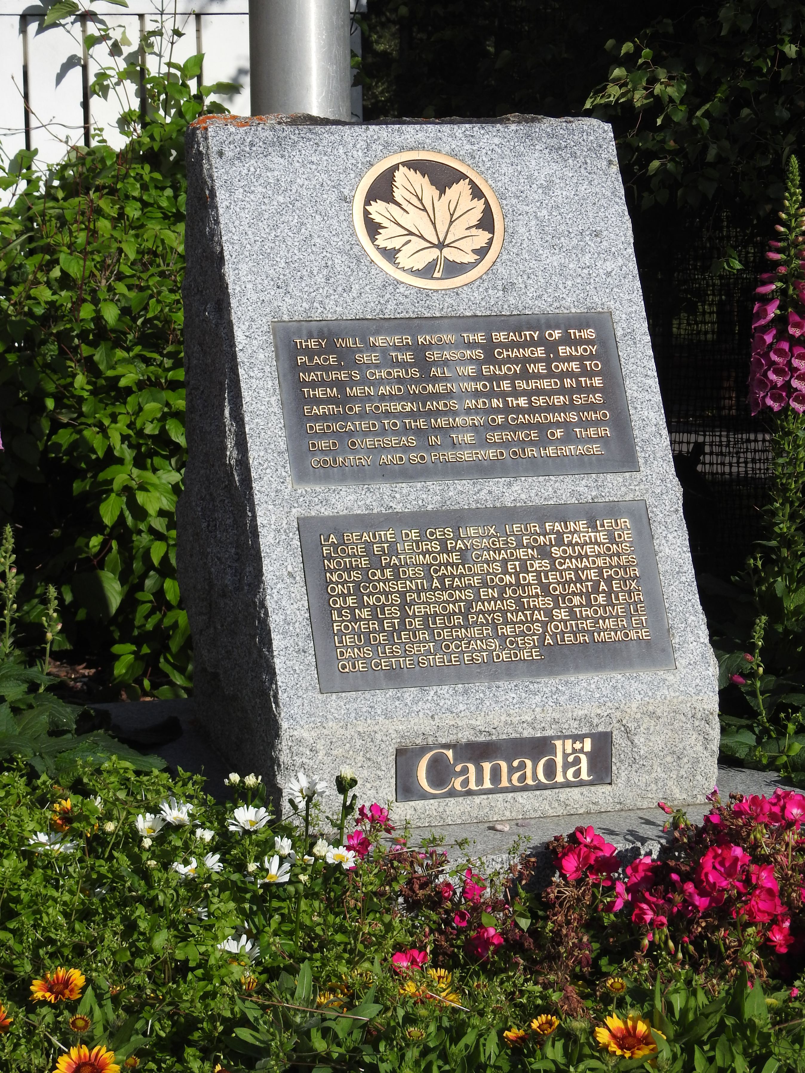 Memorial plaque